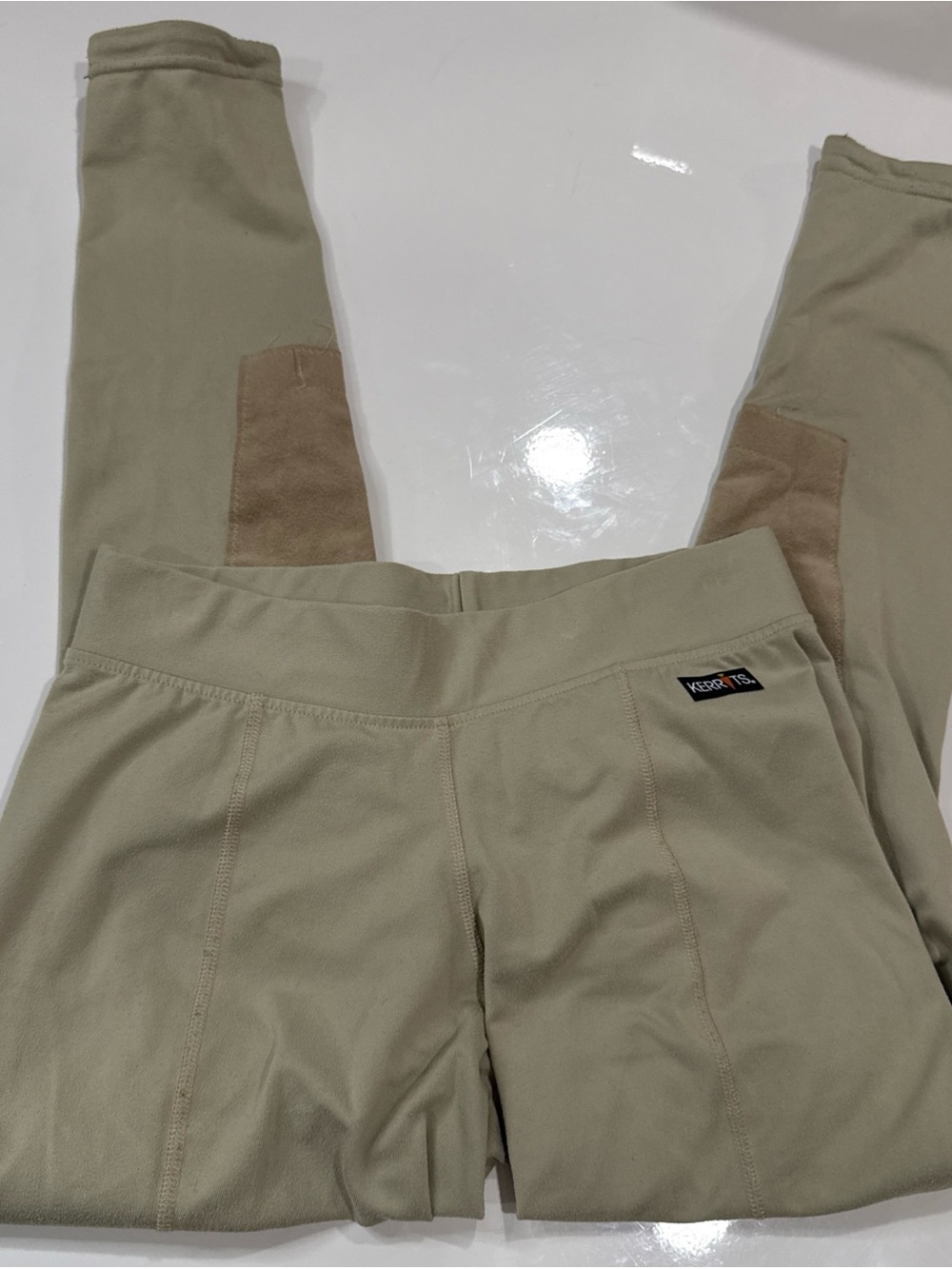 Pre Owned Kerrits Riding Tights. Color Beige Patch. Size M A030926